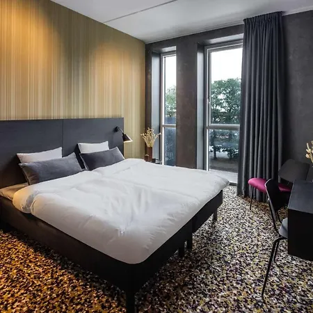 Peak 12 Hotel Viborg