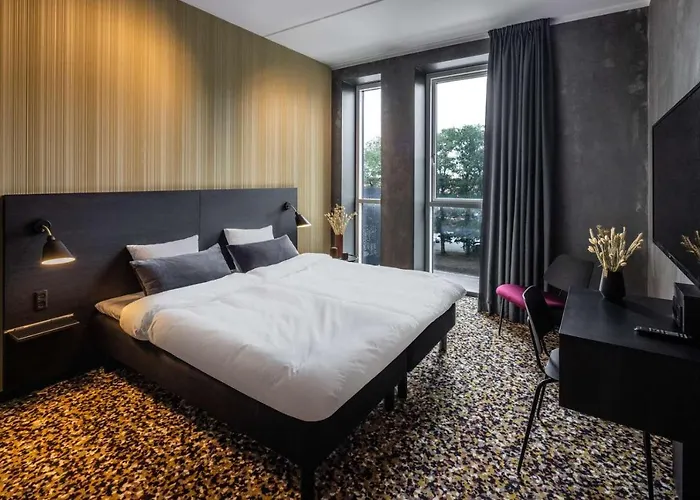 Peak 12 Hotel Viborg